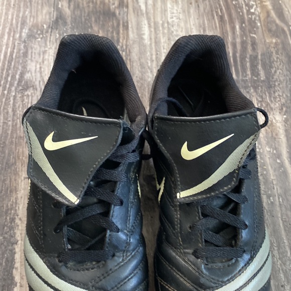 ❌SOLD❌ Nike soccer cleats size 1Y youth 20cm GUC - Picture 7 of 11